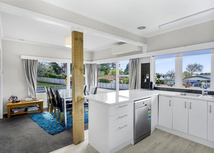  at 35 Hinton Avenue, Forest Lake, Hamilton, Waikato