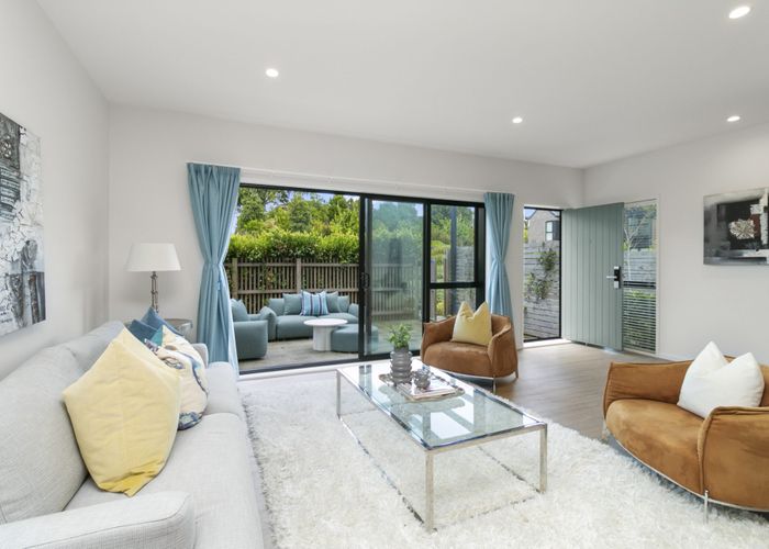  at 11 Verdant Lane, Mount Wellington, Auckland City, Auckland