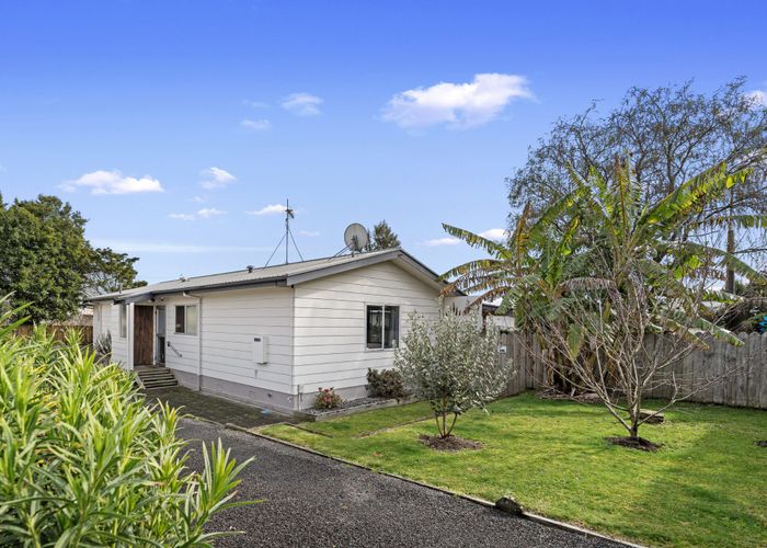  at 10 Conifer Place, Te Puke