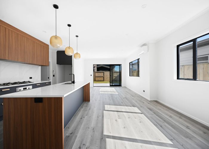  at 9 Gaylard Avenue, Chartwell, Hamilton