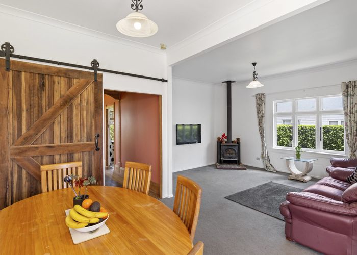  at 37 Lippiatt Road, Otahuhu, Auckland