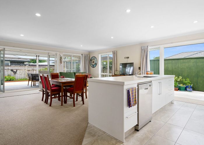  at 12 Jarrett Terrace, Leamington, Cambridge