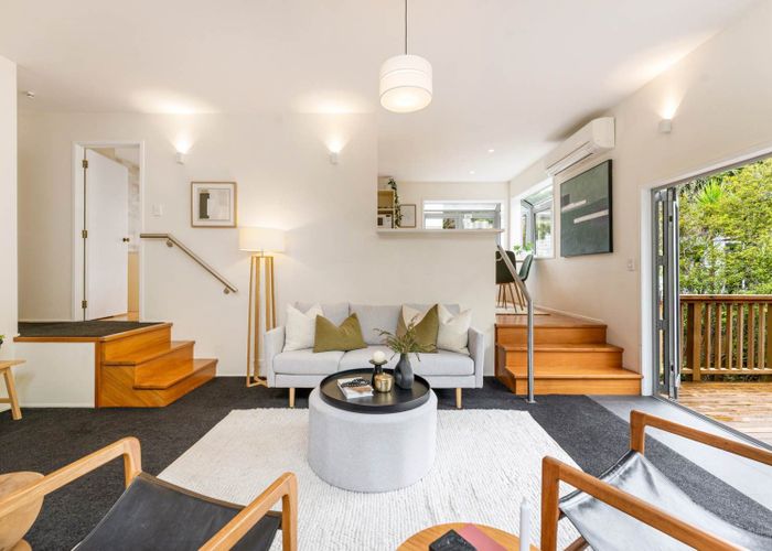  at 21B Mahara Avenue, Birkenhead, North Shore City, Auckland
