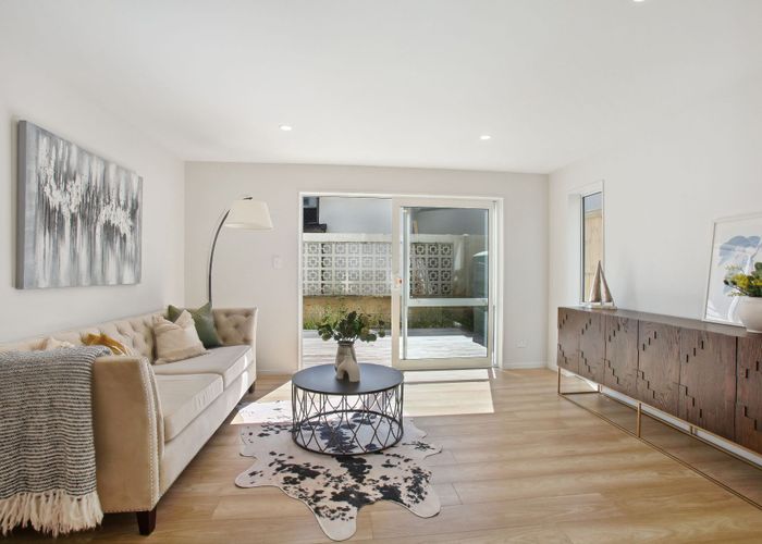  at 37C Sorrel Crescent, Bucklands Beach, Manukau City, Auckland
