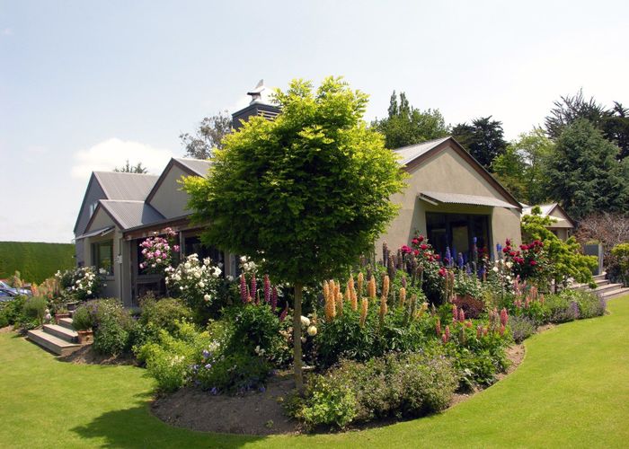  at 201 Lochiel Branxholme Road, Lochiel, Winton