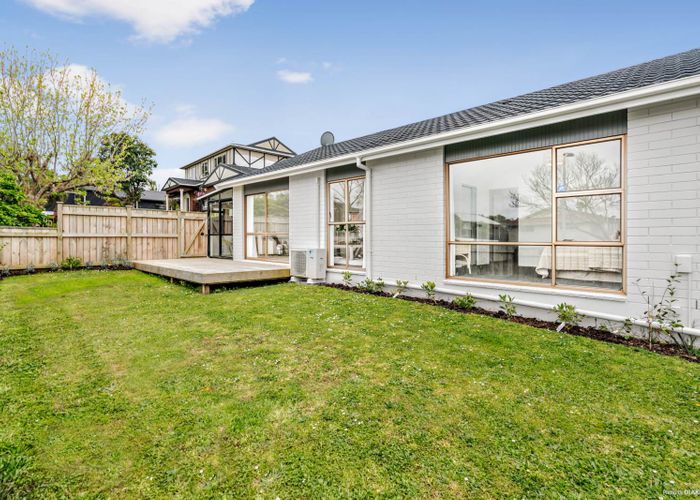  at 1/3 Bramley Drive, Farm Cove, Auckland
