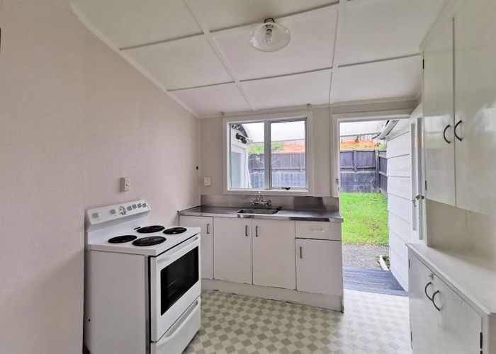  at 52A Tiverton Road, New Windsor, Auckland City, Auckland