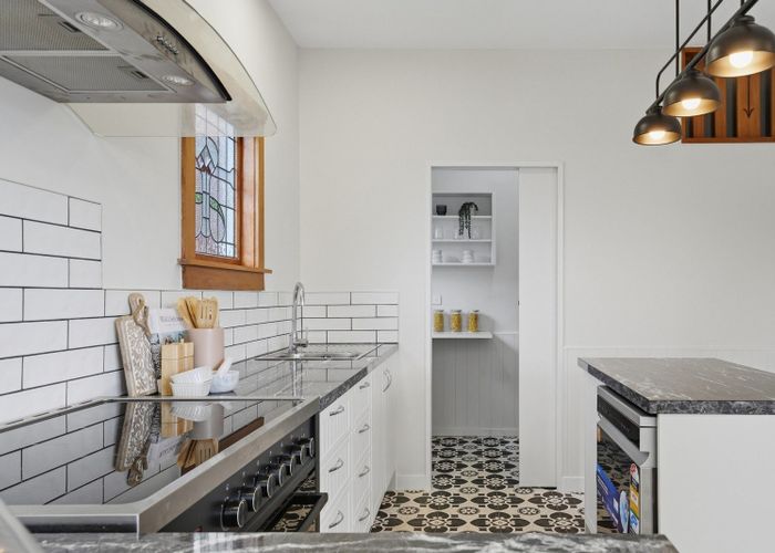  at 12 Cashmere Road, Cashmere, Christchurch City, Canterbury