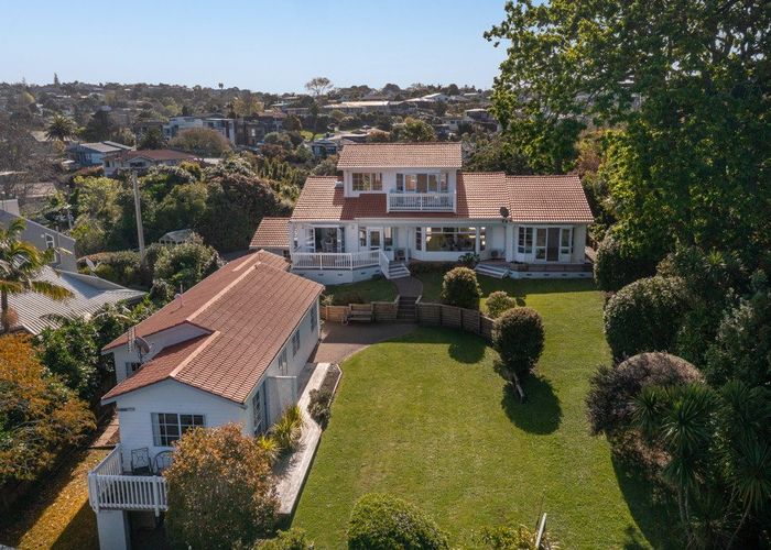  at 111 Deep Creek Road, Torbay, Auckland