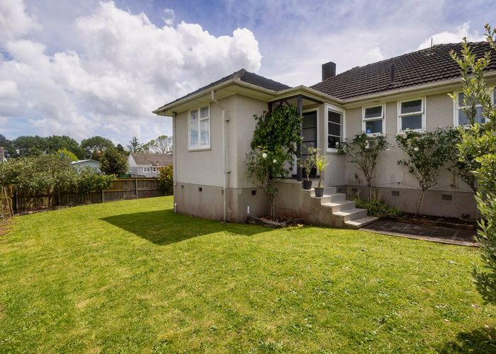  at 2 Mayn Avenue, Wesley, Auckland