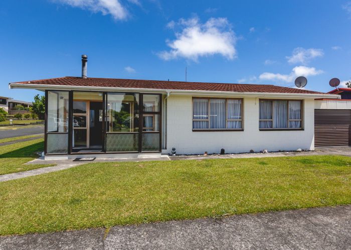  at 10 Kauri Street, Merrilands, New Plymouth