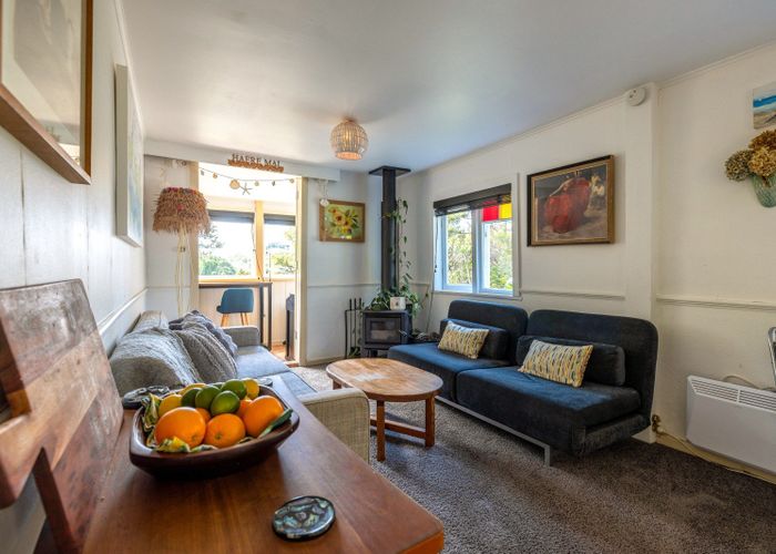  at 20 Wairua Road, Omiha, Waiheke Island