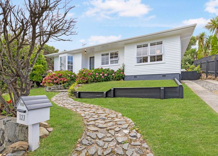  at 127 Conclusion Street, Ascot Park, Porirua