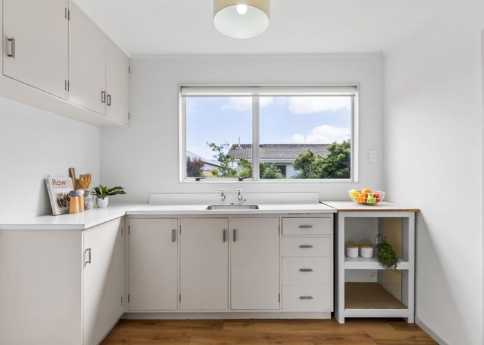  at 39 Colchester Crescent, Newlands, Wellington, Wellington