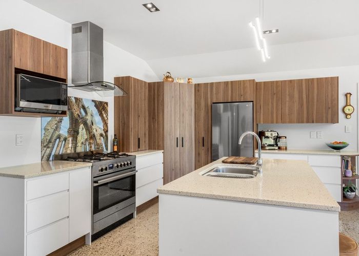  at 27 Kew Road, Westport, Westport