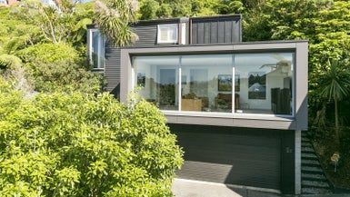  at 8C Orleans Street, Ngaio, Wellington