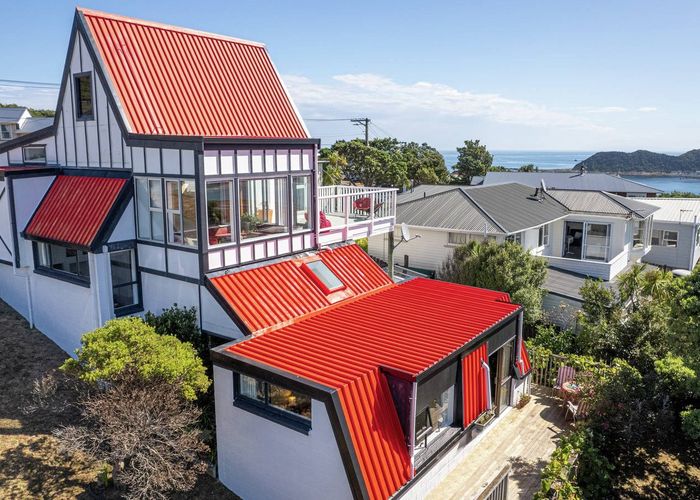  at 24 Kekerenga Street, Strathmore Park, Wellington
