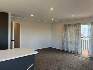  at 2/40C West Coast Road, Glen Eden, Waitakere City, Auckland