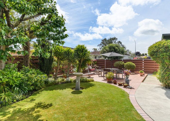  at 6 Mudgway Place, Awapuni, Palmerston North