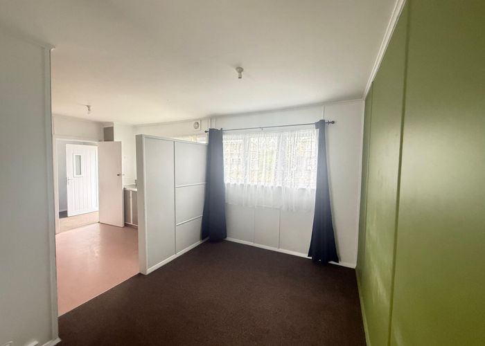  at 16 Derby Place, Cannons Creek, Porirua, Wellington