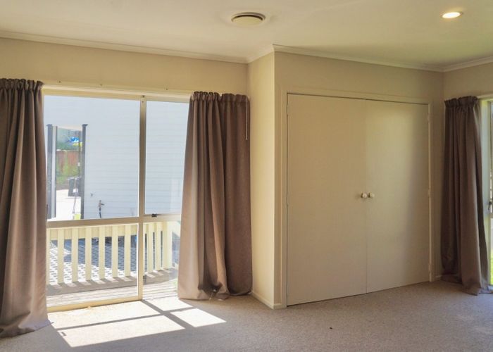  at 46 Botany Road, Botany Downs, Manukau City, Auckland