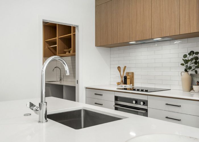  at 18 Wakaturia Way, Glenfield, North Shore City, Auckland