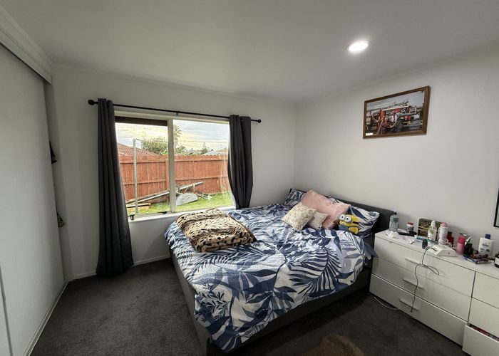  at 2/7 Zurich Place, Weymouth, Manukau City, Auckland