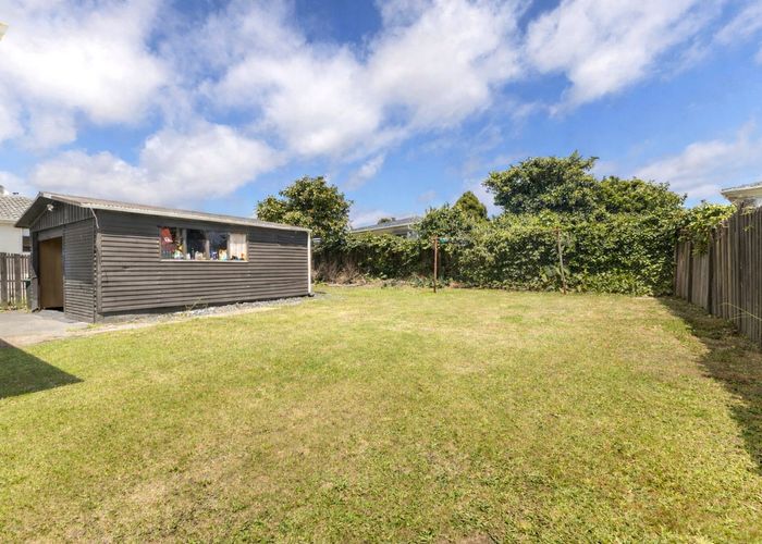  at 15 Mon Desir Place, Manurewa, Manukau City, Auckland