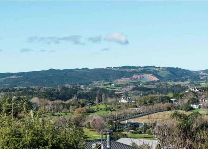  at 99 Sandspit Road, Shelly Park, Auckland