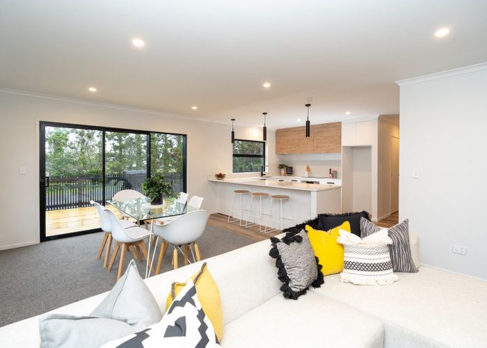  at 2/108 Kay Road, Flagstaff, Hamilton