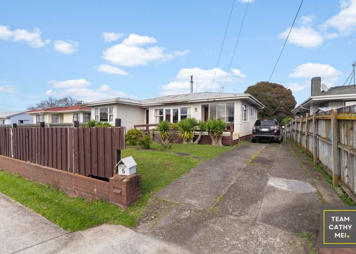  at 5 Balfour Road, Manurewa, Manukau City, Auckland
