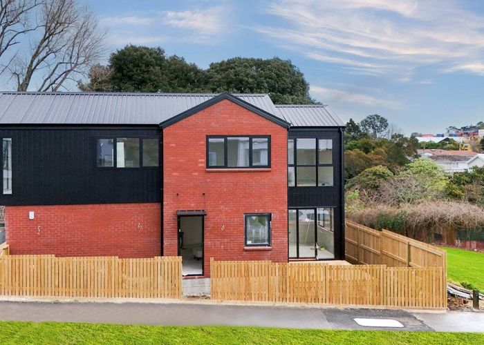  at 13  Torino Street, Point England, Auckland City, Auckland