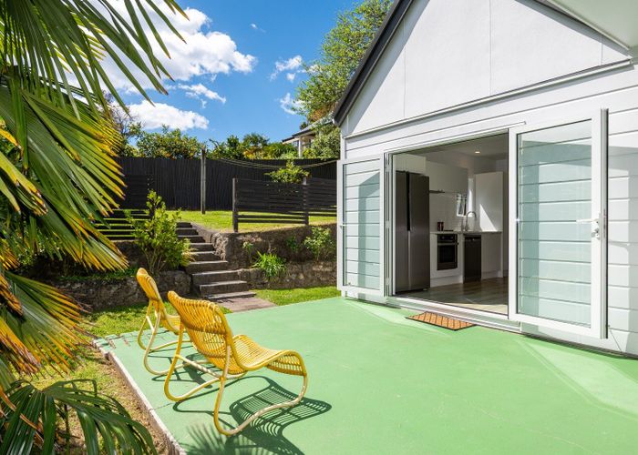  at 33 Coote Road, Bluff Hill, Napier, Hawke's Bay
