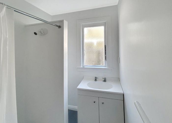  at 2/304 Featherston Street, City Centre, Palmerston North, Manawatu / Whanganui