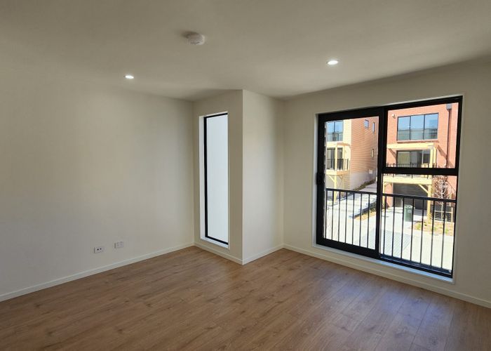  at 23 Falcon Crescent, Hobsonville, Auckland