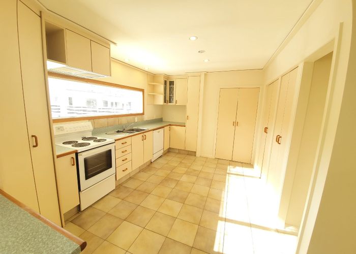  at 184 Fitzherbert Avenue, West End, Palmerston North