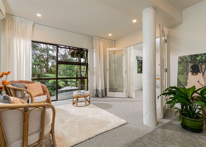  at 5 Hayes Road, Henderson Valley, Auckland