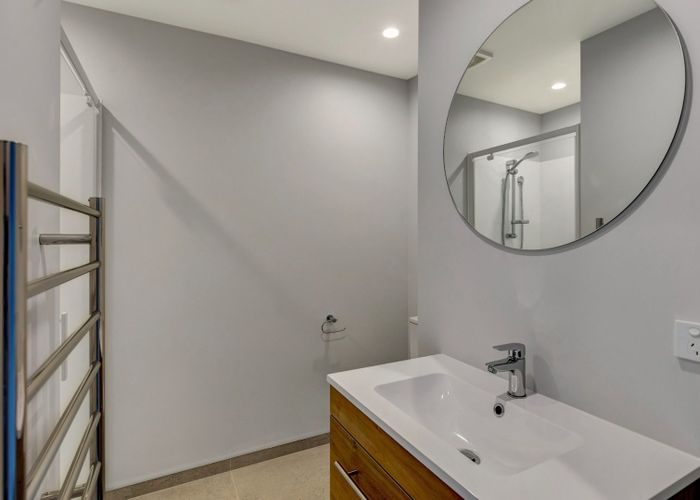  at 1/9 Grove Road, Addington, Christchurch City, Canterbury