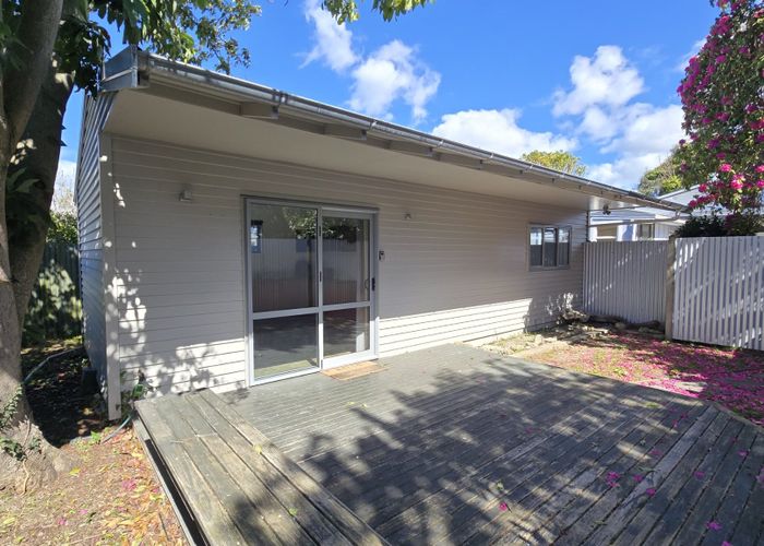  at Studio/609 St Aubyns St WEST, Saint Leonards, Hastings, Hawke's Bay