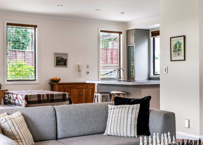  at 16 Allen Johnston Place, Saint Johns, Auckland City, Auckland
