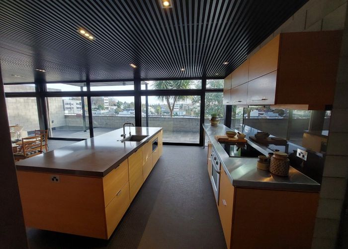  at 30B Thackeray Street, Hamilton Lake, Hamilton