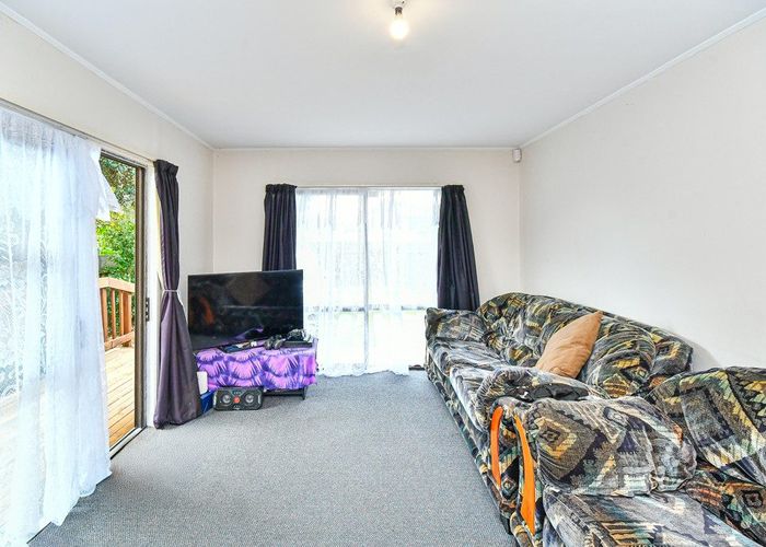  at 1/44 Taitimu Drive, Clendon Park, Manukau City, Auckland