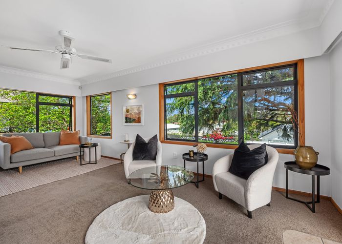  at 39 Stanaway Street, Hillcrest, Auckland