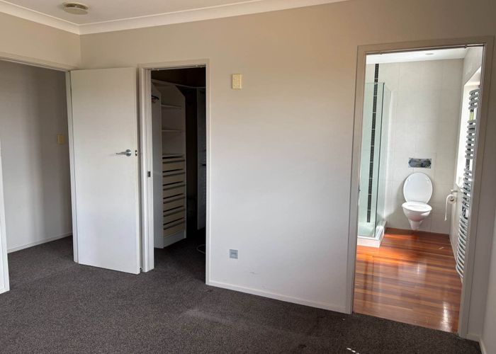  at 18 Sea Spray Drive, Bucklands Beach, Manukau City, Auckland