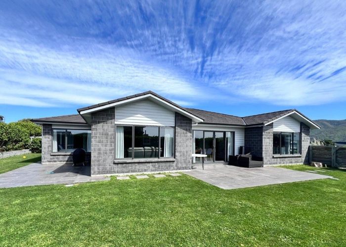  at 71 John Burke Drive, Aotea, Porirua, Wellington