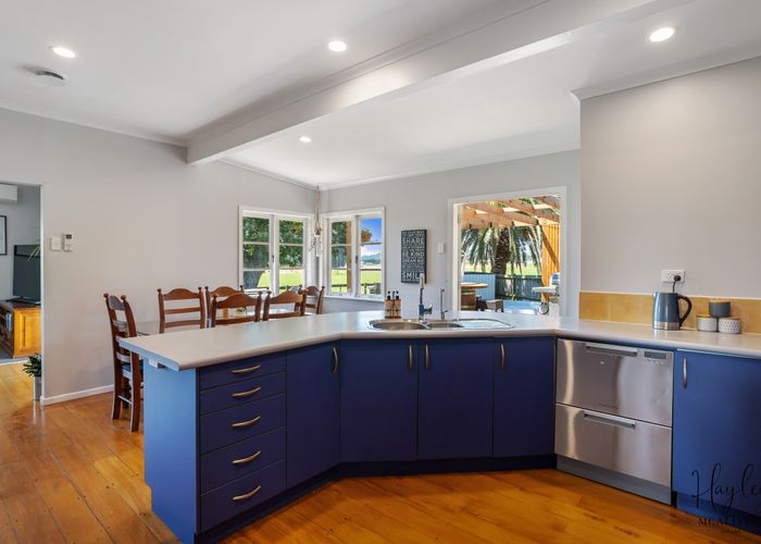  at 39 Village Way, Ardmore, Papakura