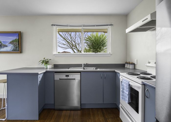  at 82 Farquhars Road, Redwood, Christchurch City, Canterbury