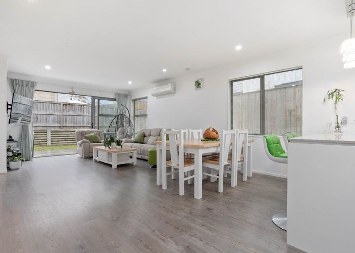 at 11 Frank Newton Road, Swanson, Auckland