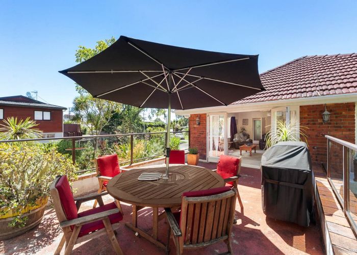  at 1/42 Hutchinson Avenue, New Lynn, Waitakere City, Auckland