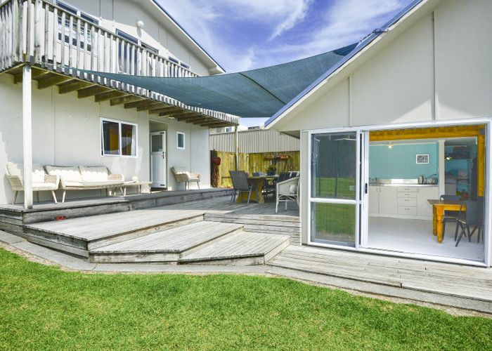  at 140 Newcastle Street, Māhia